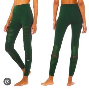 ALO Yoga High-Waist Moto Leggings - forest green/size 6